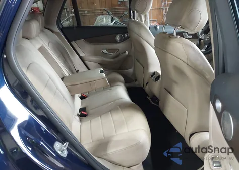 2019 Mercedes-Benz Glc 300 4Matic from USA, damaged, VIN WDC0G4KBXKV174370